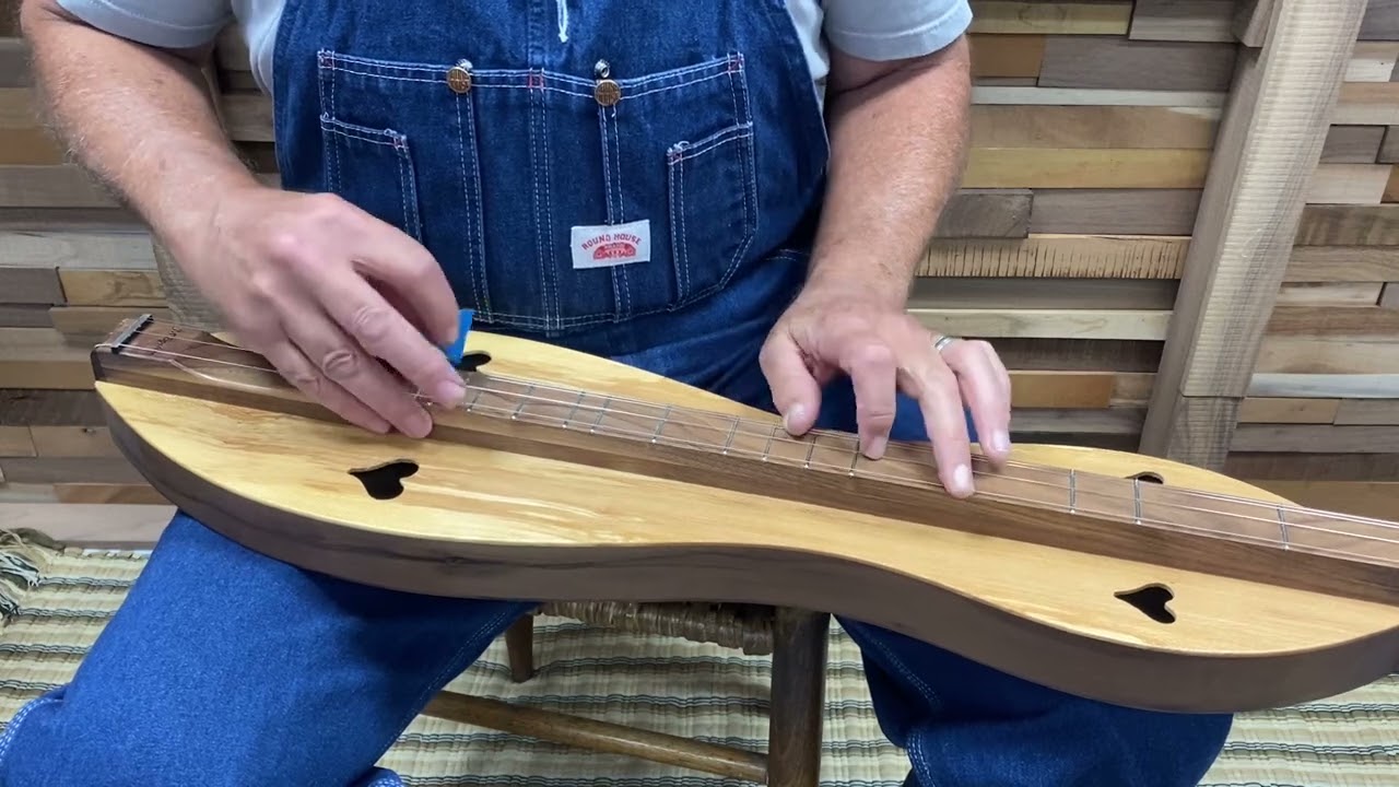 4FHWSy - 4 String, Flathead, Hourglass with Walnut back, sides and