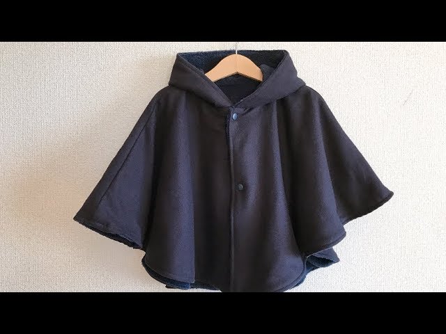 型紙なしで作れる子供のフード付きポンチョの作り方 ダイソーのブランケット使用 How To Make A Hooded Poncho For Kids Youtube