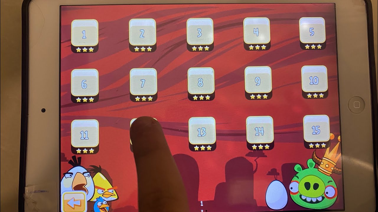 Angry Birds Seasons HD 3.0.0 gameplay iOS 9.3.5 iPad mini 1 