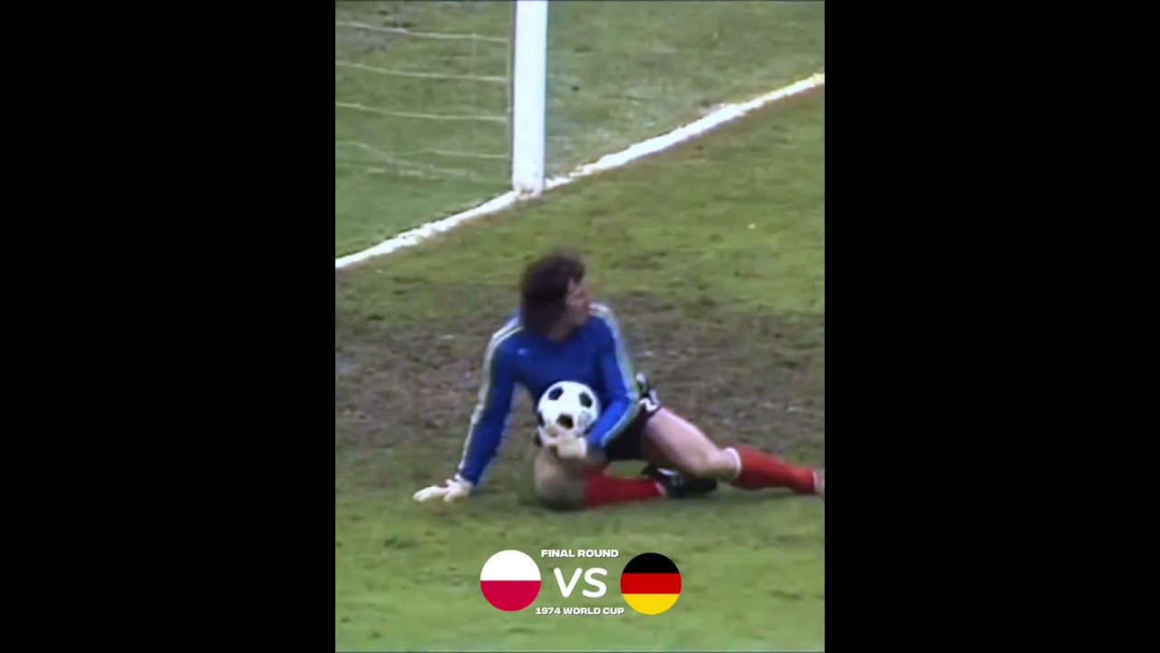 Polandia vs Jerman Barat 🏆 Piala Dunia 1974
