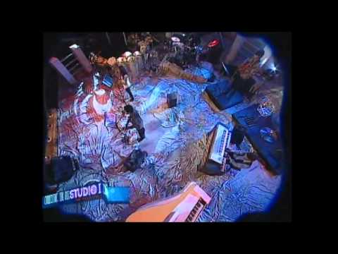 Sa Ni Dha Pa (Colonial Cousins; Hariharan & Leslie Lewis) performed by MaFF