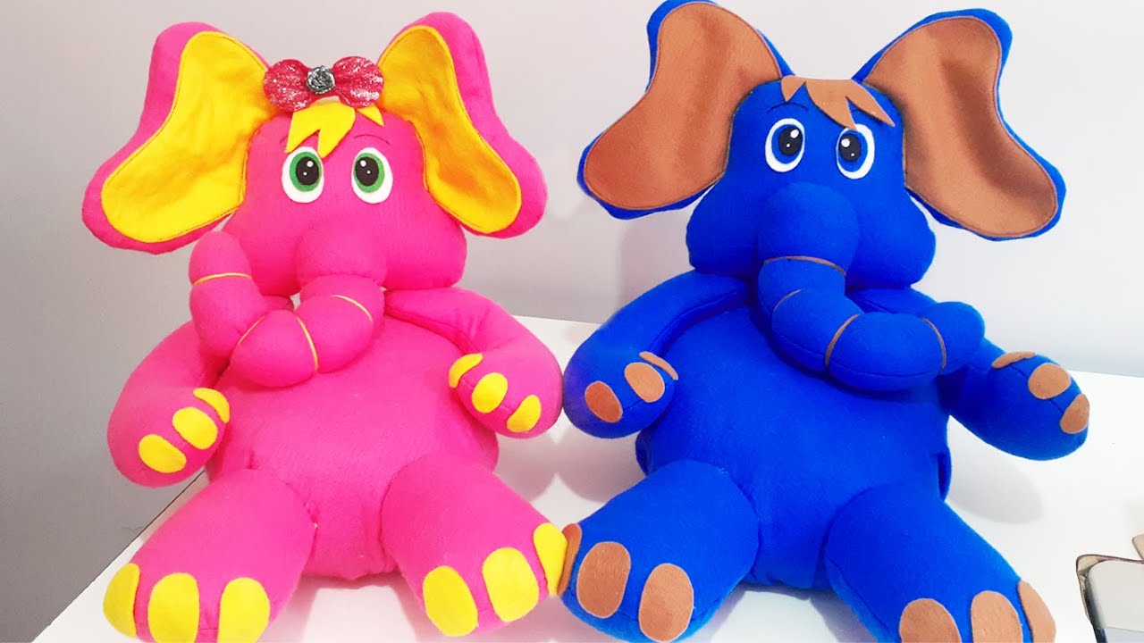 Renda extra em 2021 com elefante peso de porta de fuxico.