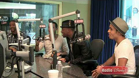 JLS "Everybody In Love" Live in the Radio Disney Studio