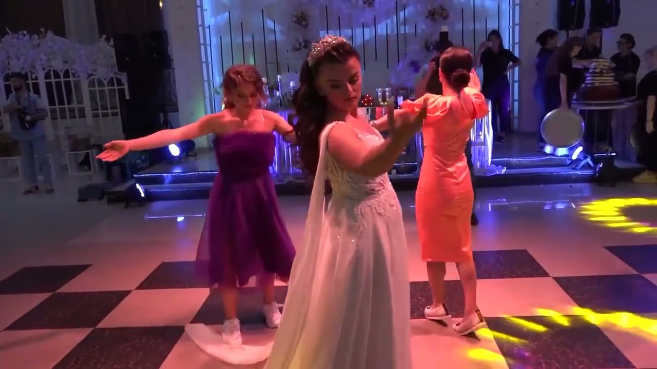 როგორ მიყვარს ეს დღე და ჩემი დღუს საუკეთესო სტუმრები ❤️🥰 #სამაია👑 #ქორწილი💍 