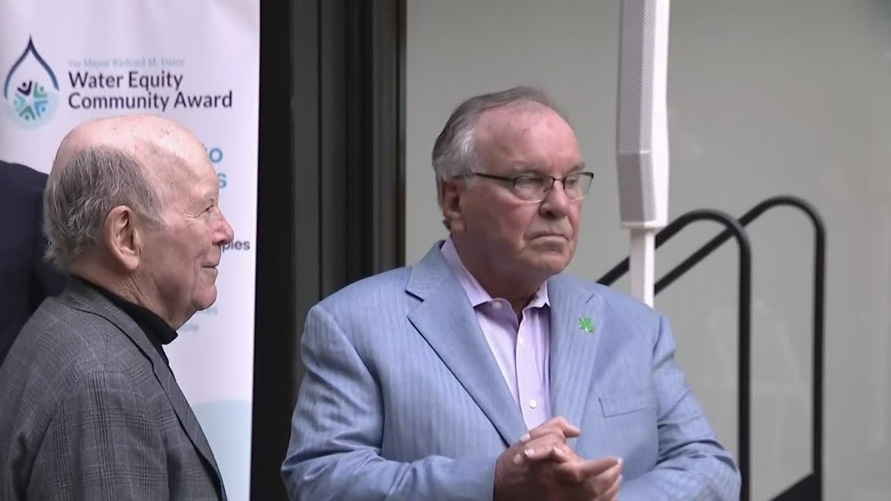 Former Mayor Richard M. Daley attends architecture award ceremony YouTube