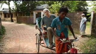 Bob on a Rickshaw in Bangladesh by TheBobRiversShow 1,355 views 13 years ago 47 seconds