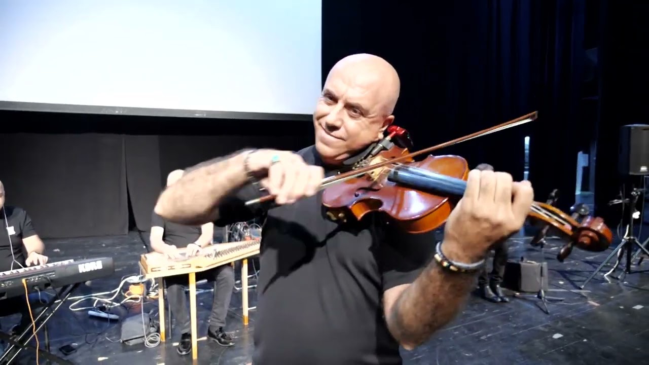 حفل تخريج ثانوية 