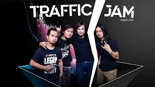 Video thumbnail of "Traffic jam - Here I stand (Lyrics)"