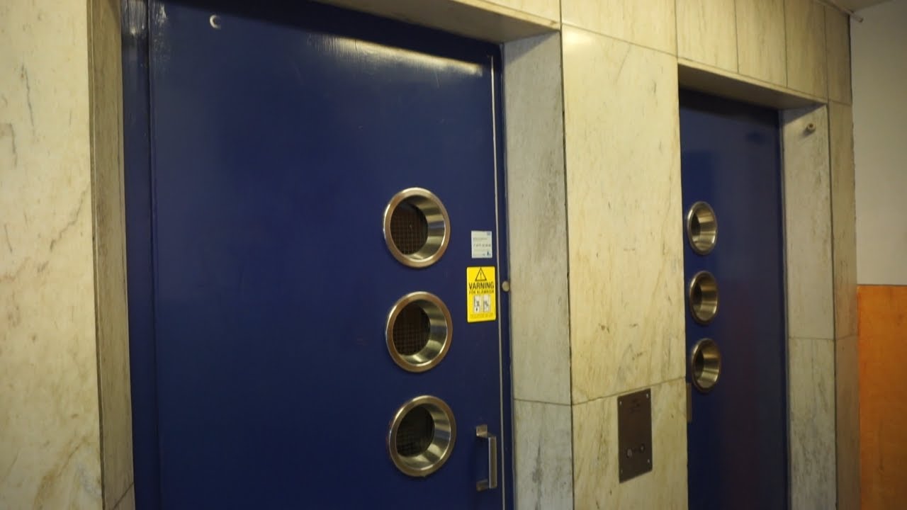 1970 ASEA-Graham traction elevator (mod by KONE) @ Köpmangatan 27-29, Örebro, Sweden