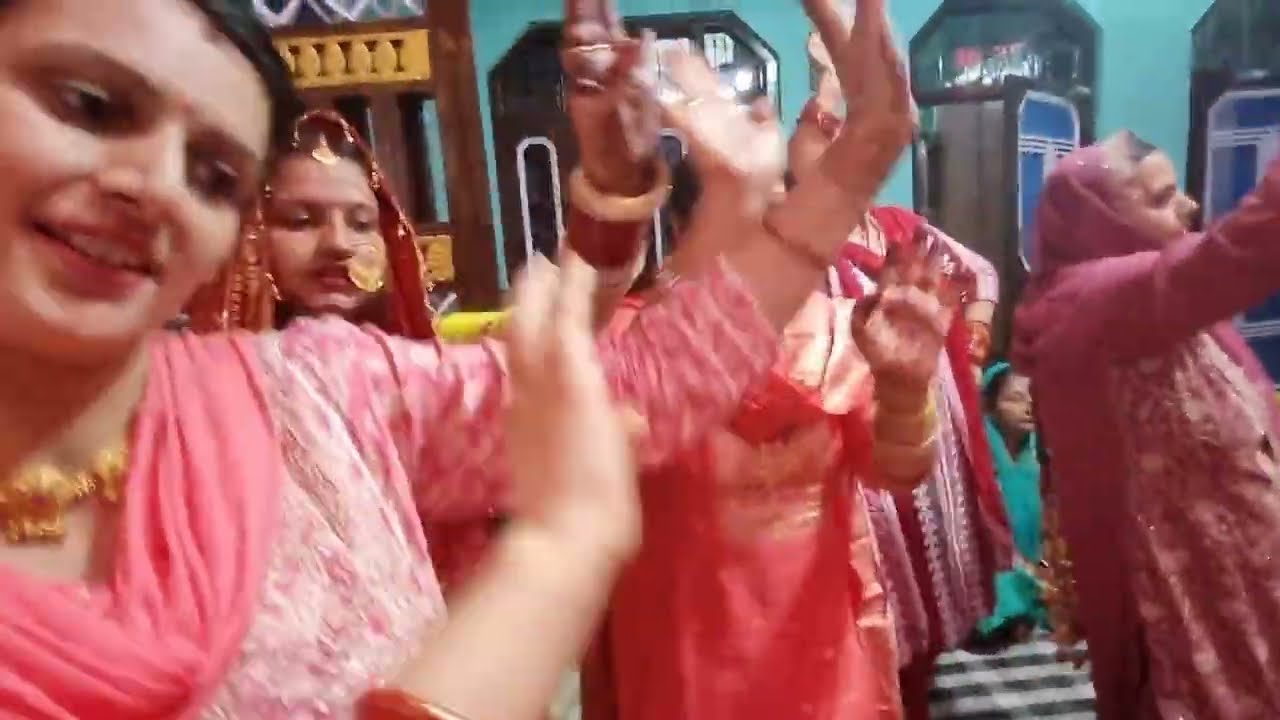 #bhajan कीर्तन में सुनिए मातारानी जी की सुन्दर भेंट #kirtan 🙏🏻 