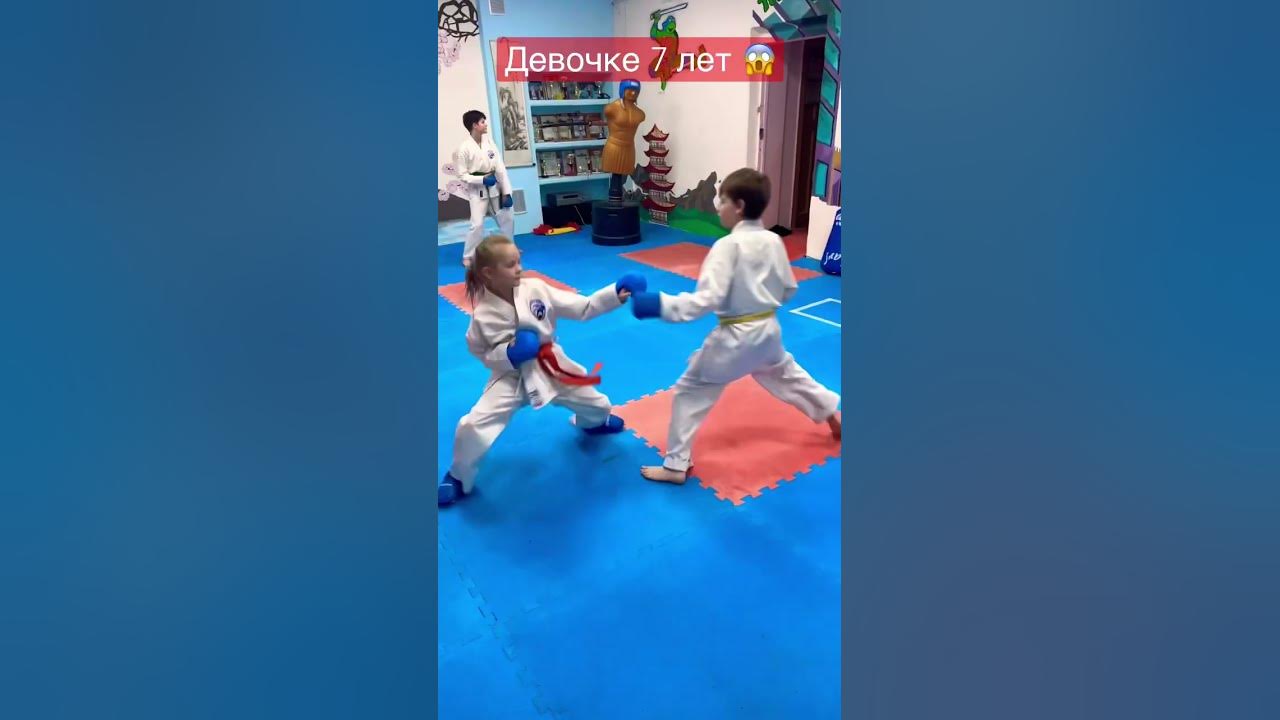 Девочка каратист