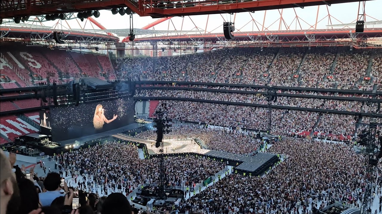 Taylor Swift - Love Story 4K (Live in The Eras Tour - Lisbon 24/05/2024