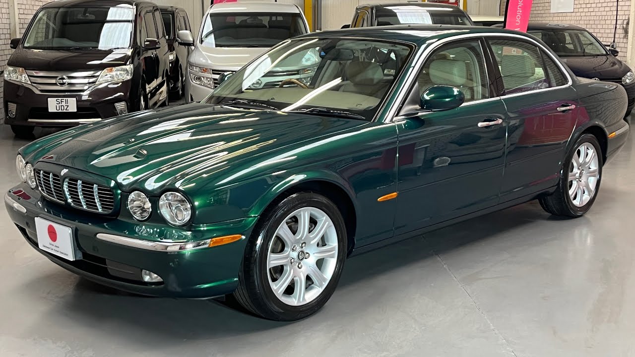 A 19,700 Mile 2004 Jaguar XJ XJ8 X350 3.5 V8 SE Auto For Sale At
