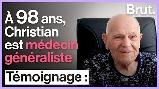 À 98 ans, il est le plus vieux médecin généraliste en exercice de France