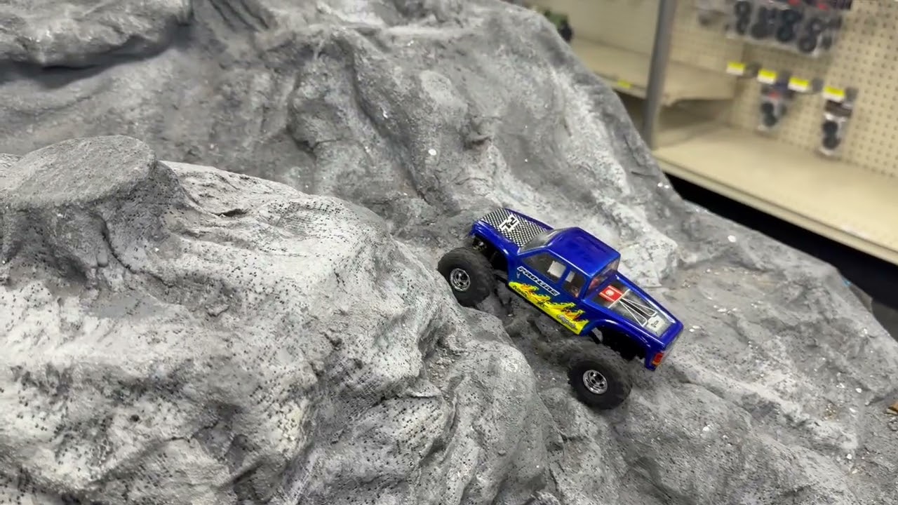 Scx30 with HR brass and green viper motor and esc. Nankin Hobby Ypsilanti, Michigan.