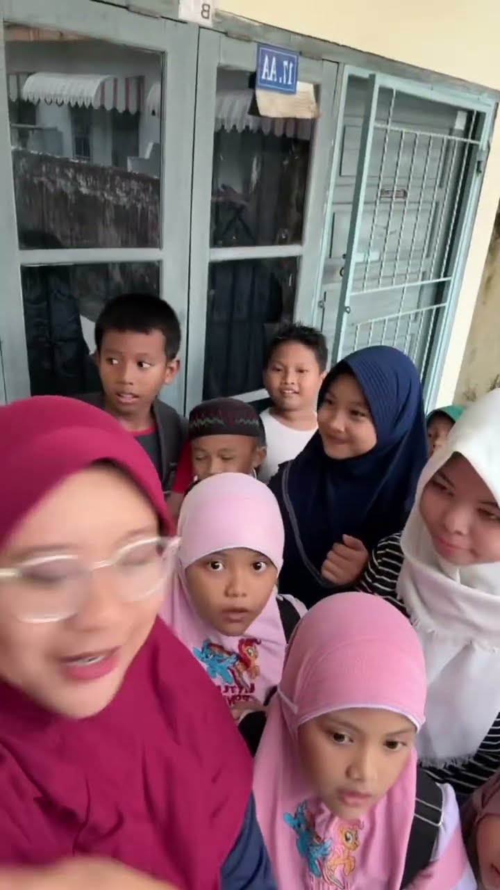 GEMES BANGET KALIAN SEMOGA SEHAT SELALU YA?