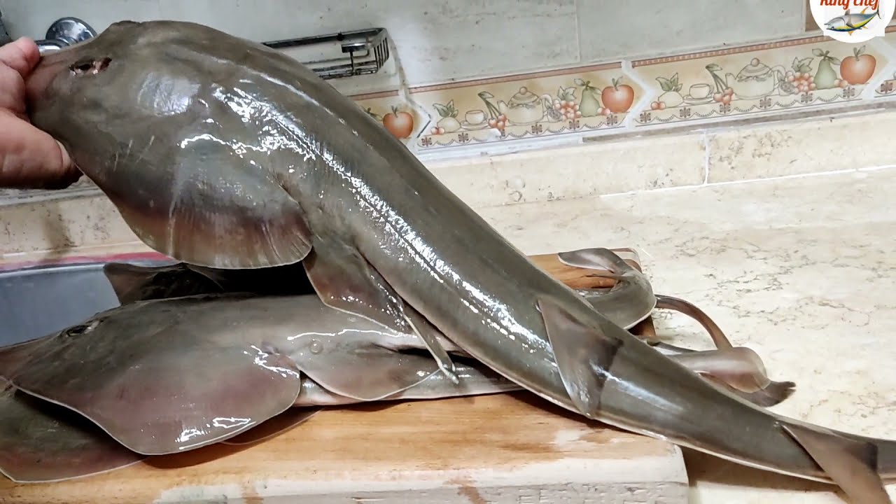 سمك الشبين وطريقه سلخ وتنظيفه ,الكنج شيف  دائما معاكم في كل جديد في عالم البحار ,و الاكلات البحريه