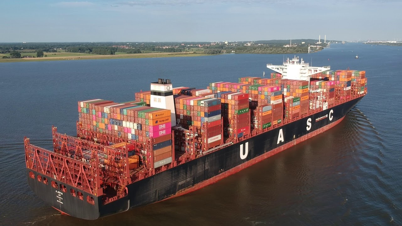 Al Nefud einlaufend Hamburg am 01.08.2018, in der Extra large Version.