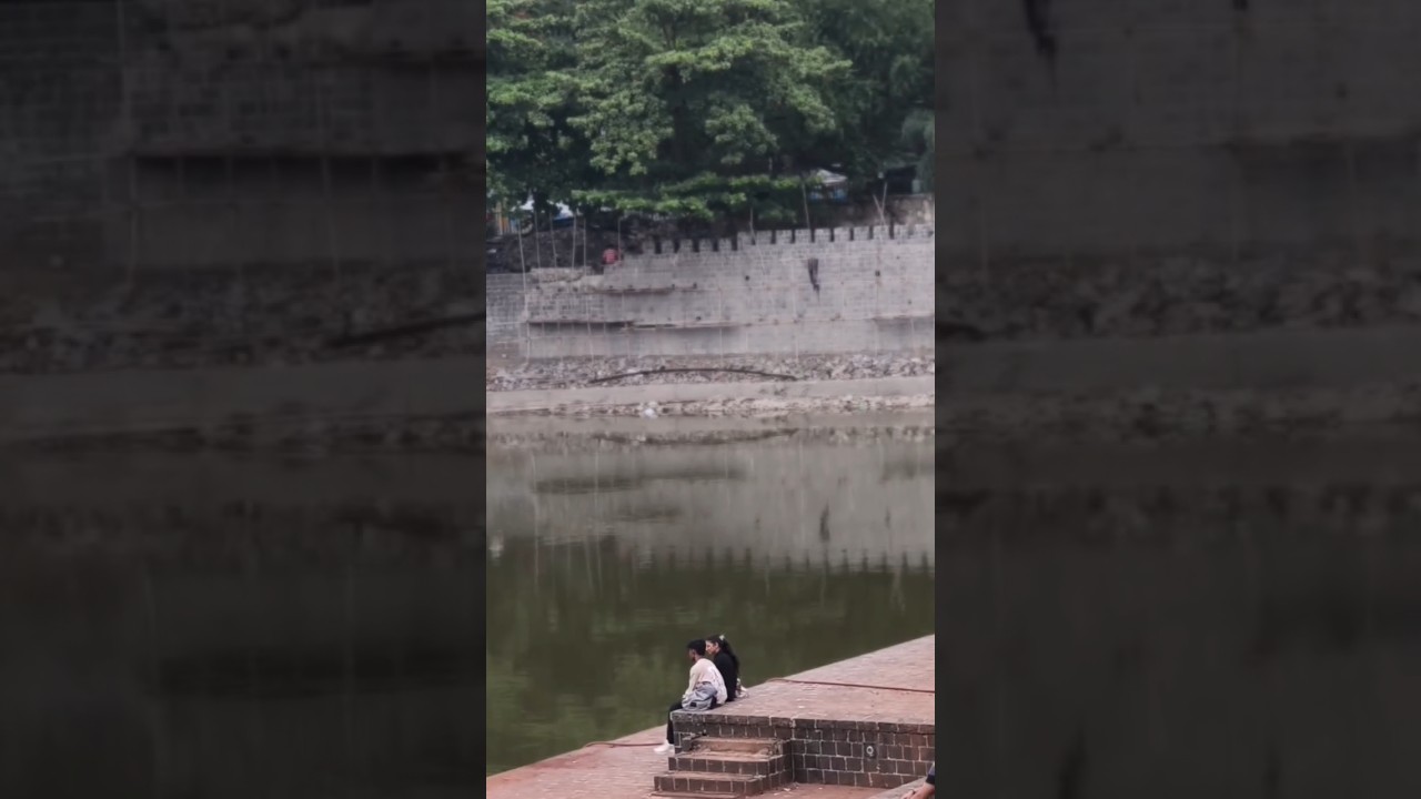 Upvan Lake Be Like: 'Main Instagram Famous Hoon Now!' -Thanekars Every Time" 