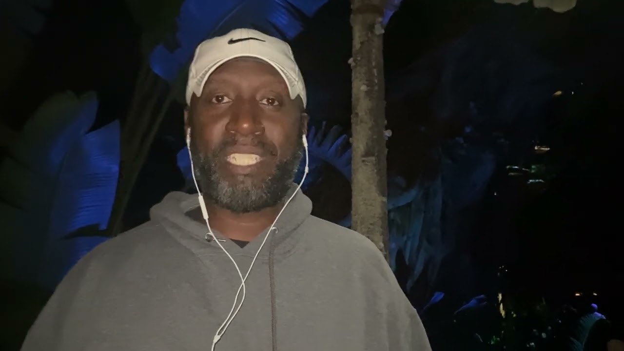 Why Are Some Theme Parks So Clean? Observation Of Animal Kingdom