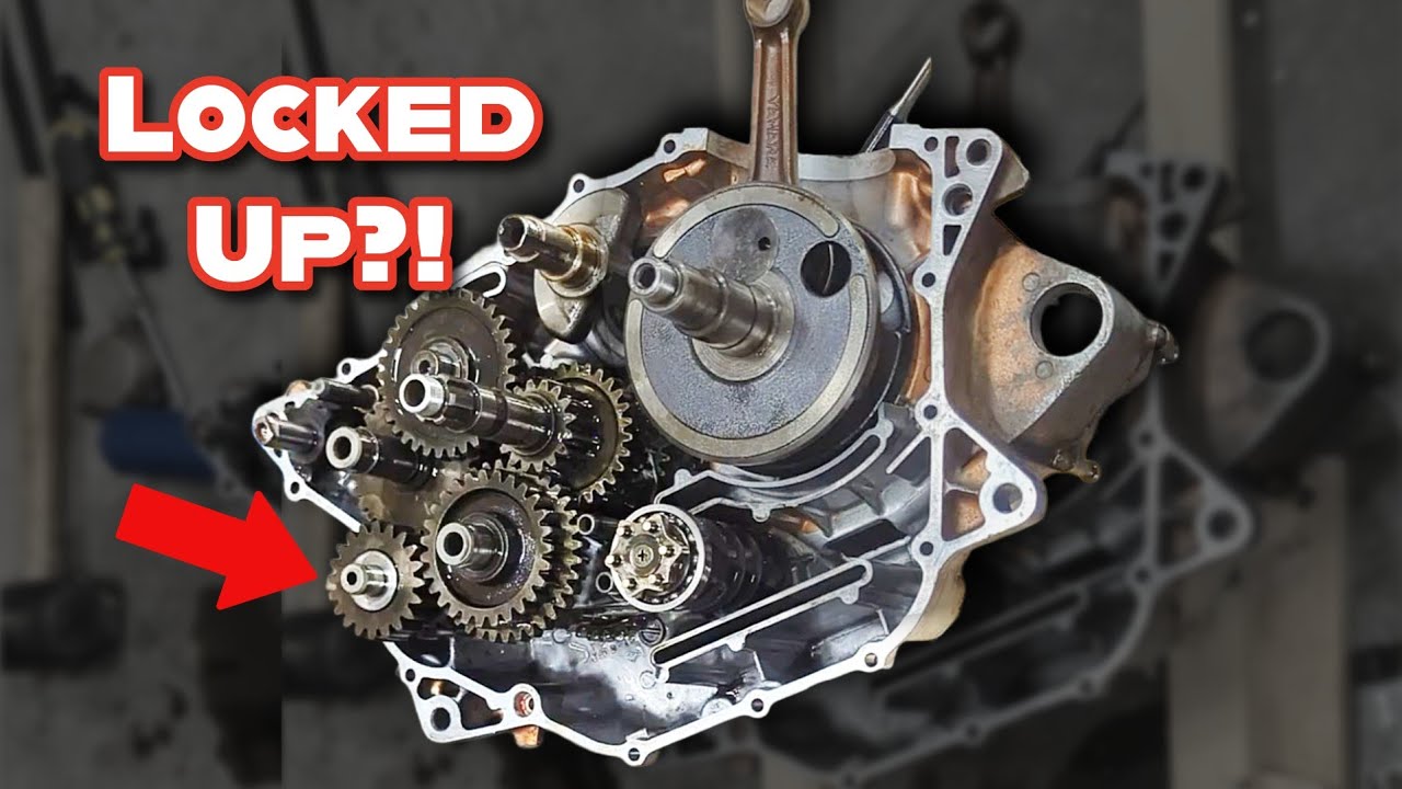 Splitting & Rebuilding a Yamaha Warrior 350 Bottom End (Transmission Nightmare!)