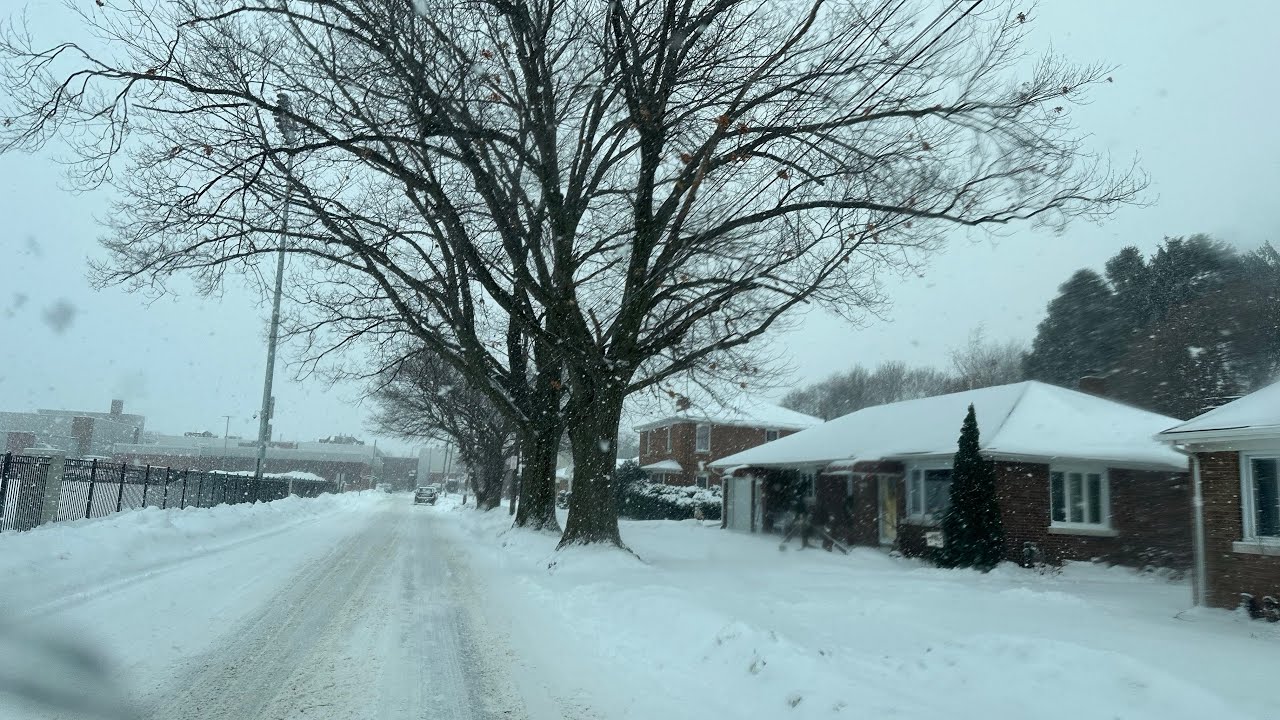 Lake effect snow erie pansylvania - YouTube
