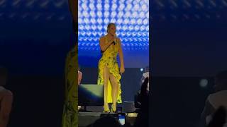🐚 Mariah Carey Performs 'Emotions' in Aruba, 2024 #shorts