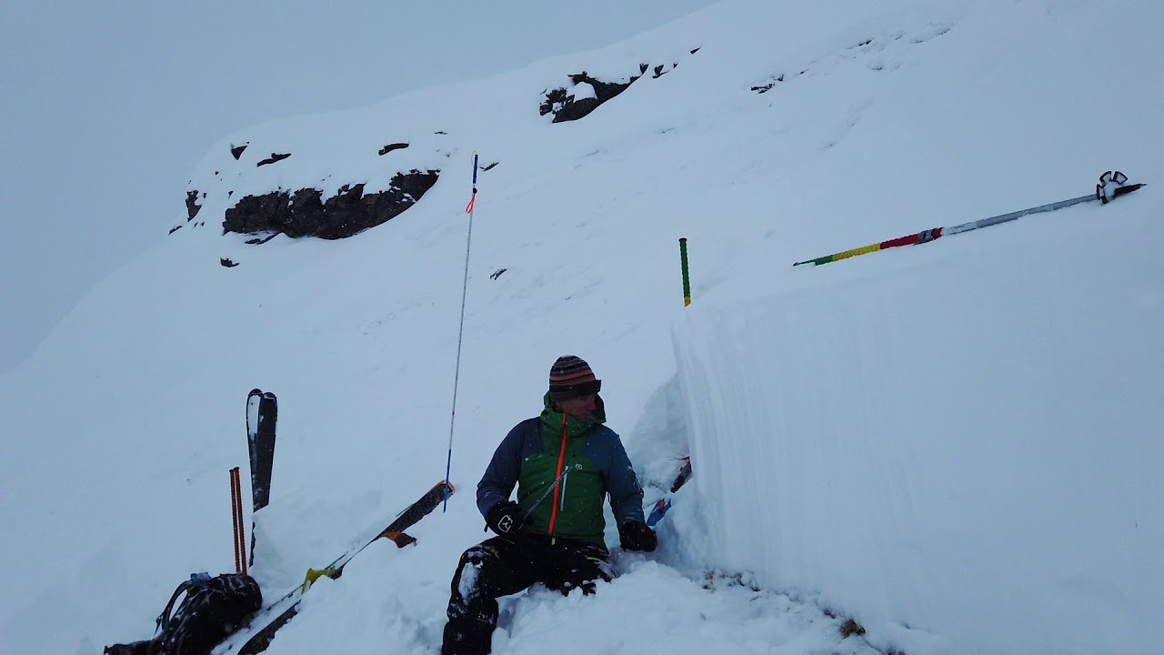 2021-01-04 - Haute Maurienne (Bonneval) - Alt 2550 m - Exp W - Test nivologique PST (avalanche)