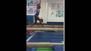 Tia Kiaku: front Aerial to split jump on beam