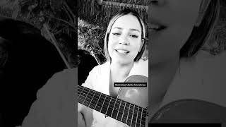 Marília Mendonça Cantando Voz E Violão A Música Irmão Da Lua, Amigo Das Estrelas.