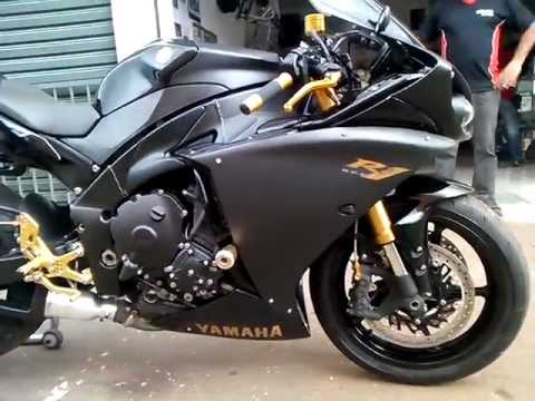 moto yamaha 2010