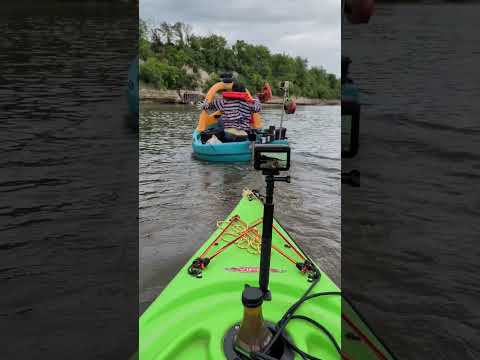 Driving my tugboat sandbox down the Mississippi River #tugboatlife #tuggysandbox #boating #diy