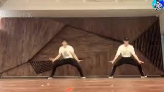 Lost in Japan dance mirror/ Rocky and Moonbin dance/ Astro Dance mirror