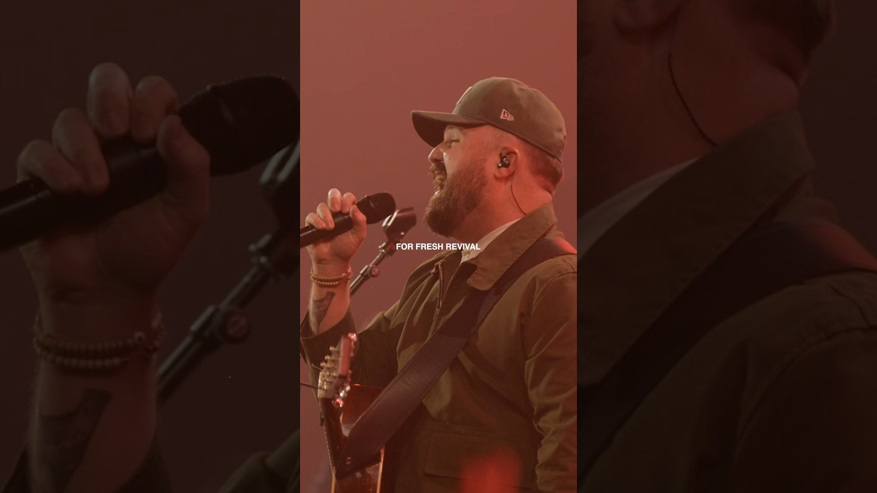 Regardez Our hearts are burning for fresh revival 🔥 #Worship #Revival #HolySpirit #KariJobe #CodyCarnes sur YouTube Regardez Our hearts are burning for fresh revival 🔥 #Worship #Revival #HolySpirit #KariJobe #CodyCarnes sur YouTube