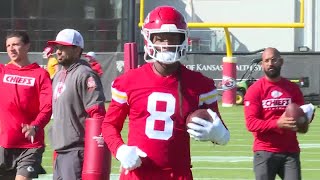 MINUTE WITH MITCH | Chiefs host Tampa in Week 9 battle on Monday Night Football