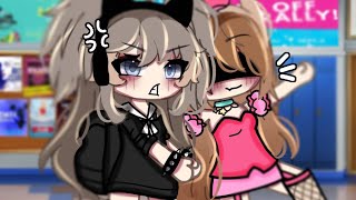Celebrity ❲💢🍃❳“trust fall”❲💗☺️❳┇GL┋TREND/MEME┇ft. @•🍓Mx_Strxbee🧋• ┋ Net Worth