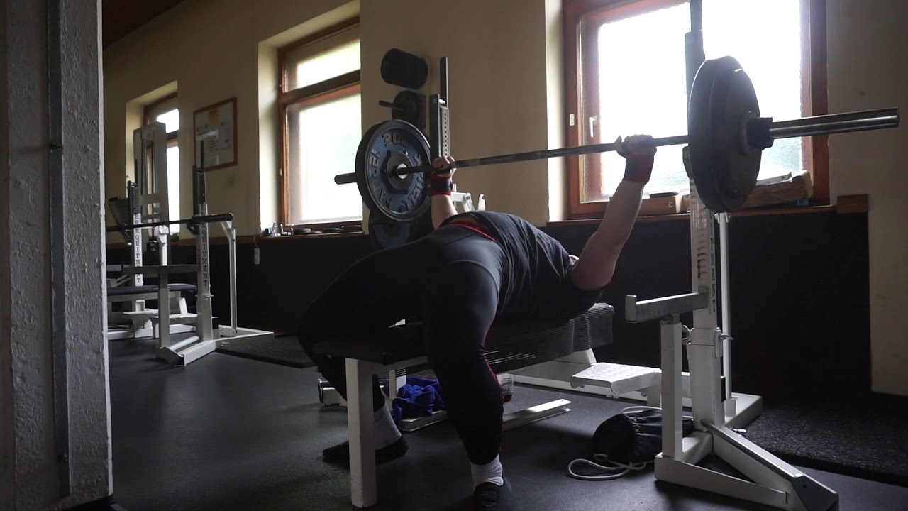 Comp. Bench 3x4 92,5kg - YouTube