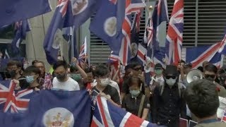 Hundreds of protesters rallied outside the british consulate in hong
kong special administrative region (hksar) on sunday. they waved
flags, sang...