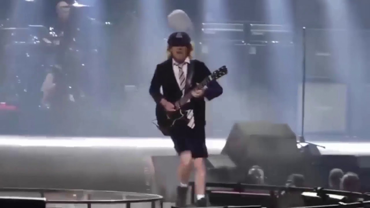 ACDC Live In Madrid Full Concert 2018 HD - YouTube