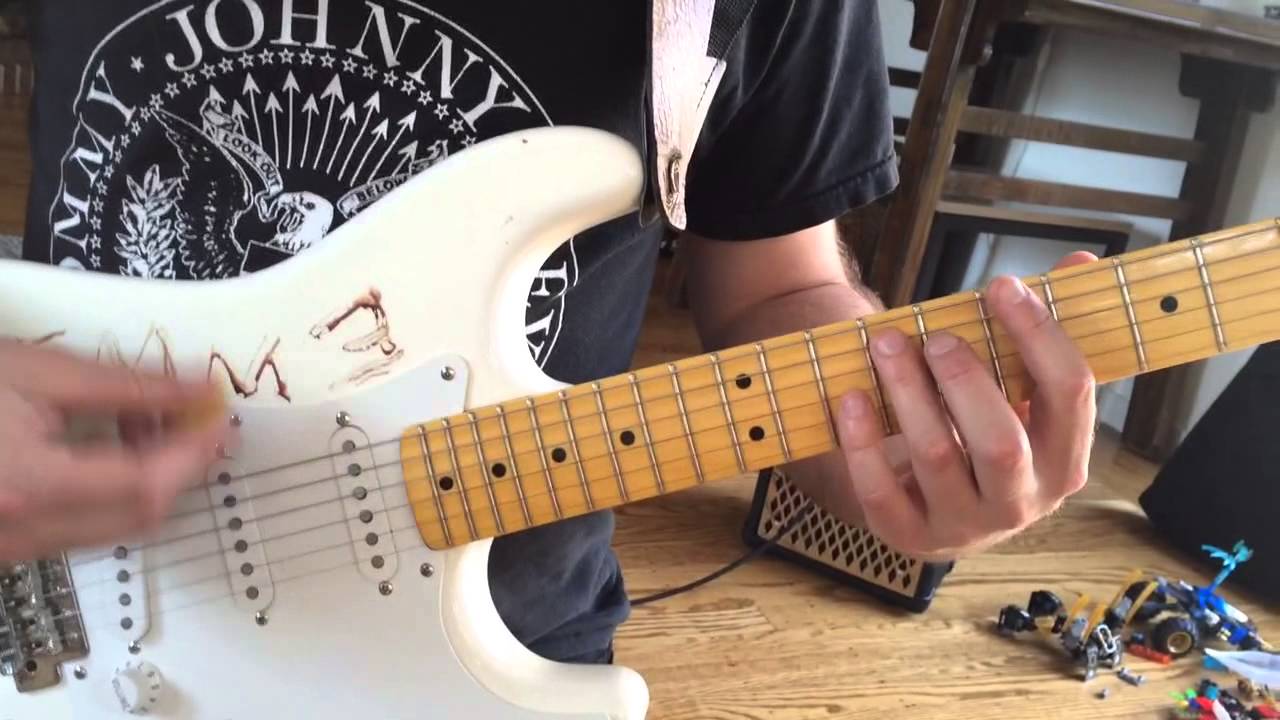 Beat on the Brat - The Ramones (Intro to power chords)