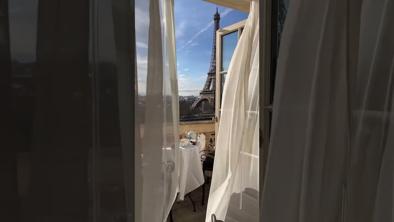 A romantic setting against the backdrop of the Eiffel Tower! 🎥: @norrskenet 