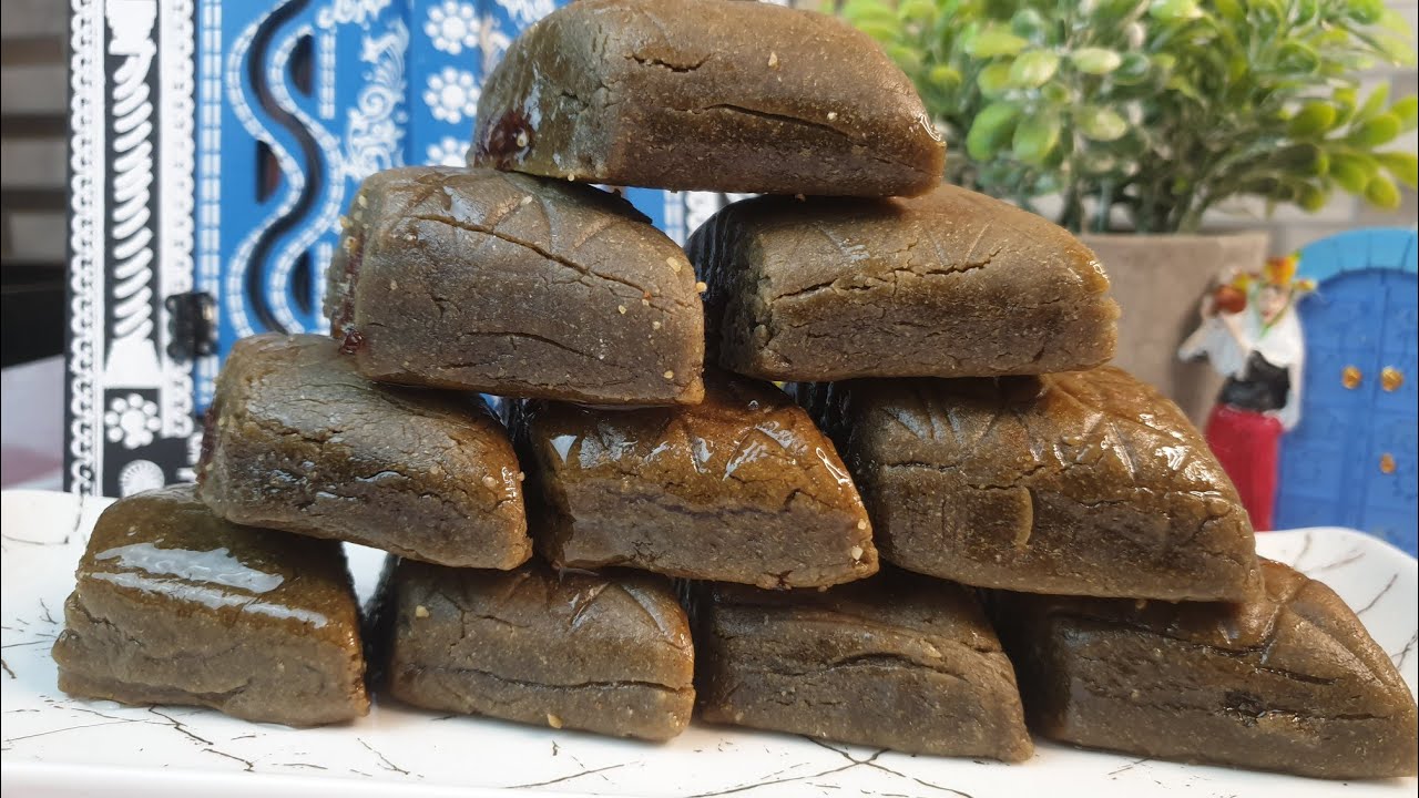 مقروض الدْرُعْ بالتمر في الفرن الوصفة الزمنية الأصلية Makrouth de sorgho