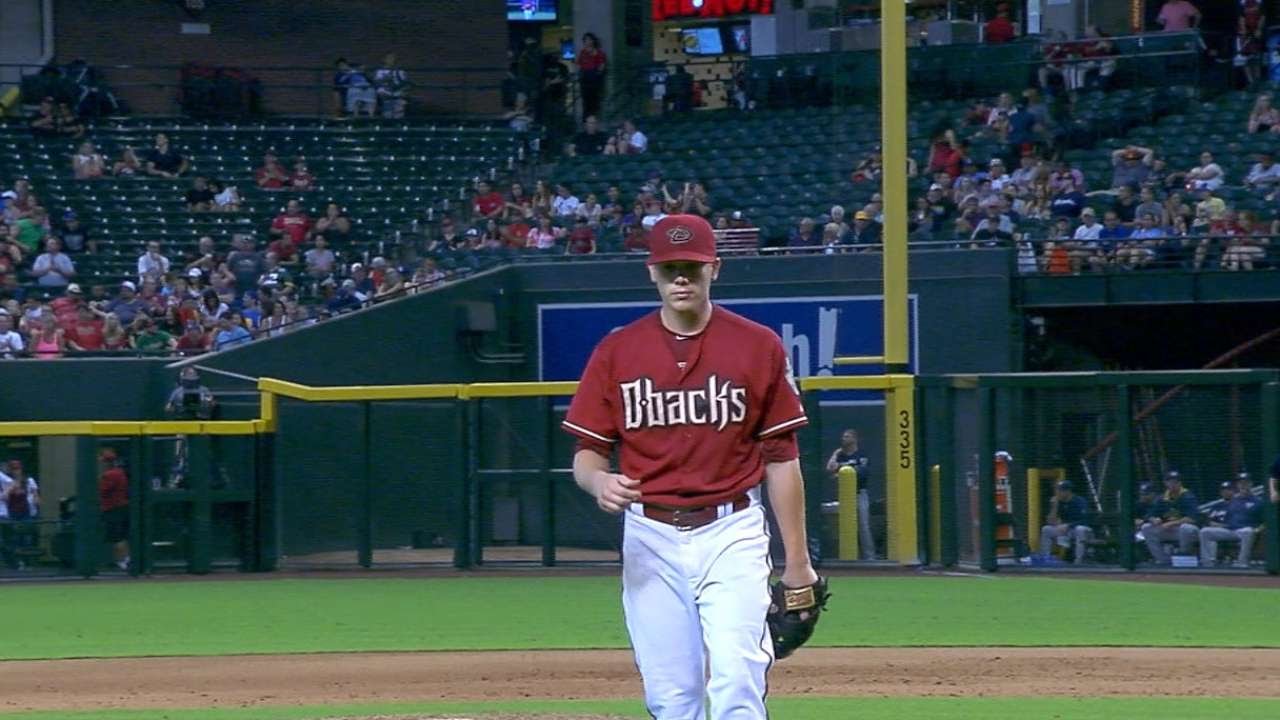 MIL@ARI: Hellickson strikes out six over six innings