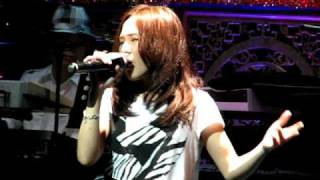 梁文音 - 我不是你想像那麼勇敢  Live（2009/04/12 Singapore Lunar Bar）