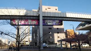 千葉モノレール　俺ガイル完号　県庁前駅発車