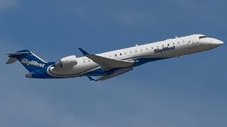 Skywest Airlines United Mitsubishi Crj-700Er Takeoff From Idaho Falls N603Sk