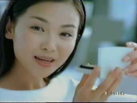 明星刘涛1999年的小护士青春美白霜广告