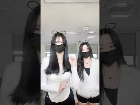 학교에서 친구랑 쉬는시간에 댄스!