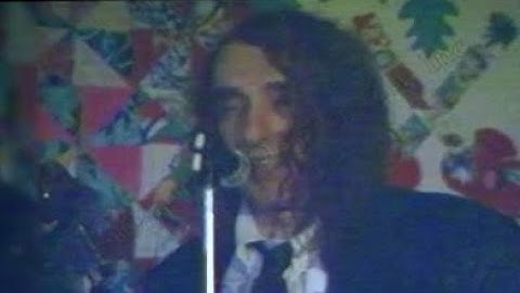 Tiny Tim’s FIRST non fatal heart attack (Clip from September of 1996)