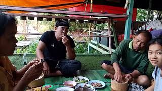 Download Lagu Having a meal together with my Laotian daughter. MP3